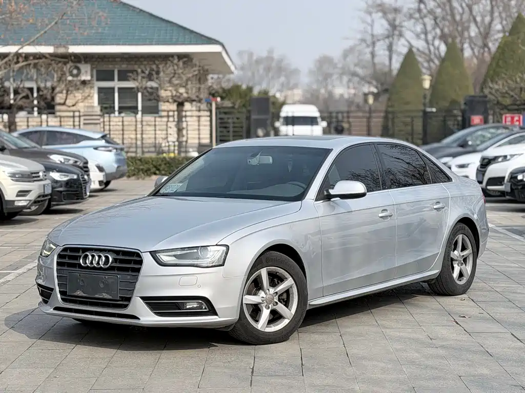 Audi A4L 2014