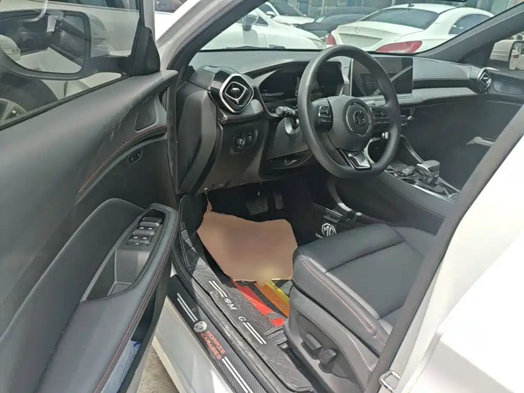 MG MG5 — миниатюра 16