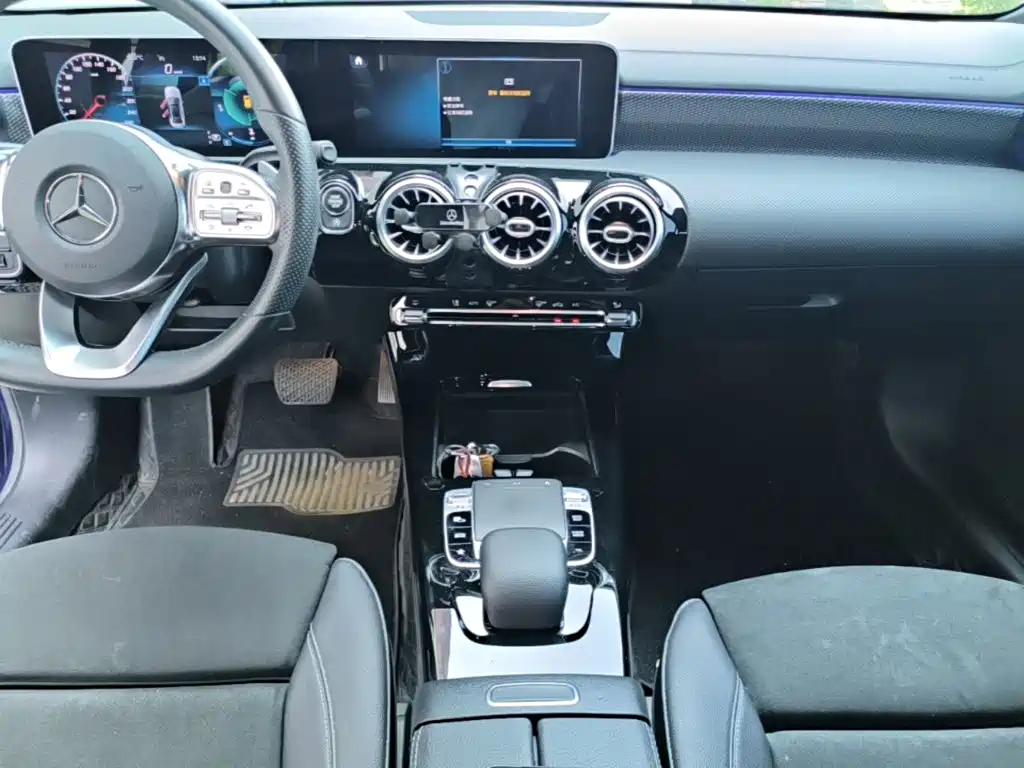 Mercedes-Benz A-Class — миниатюра 13