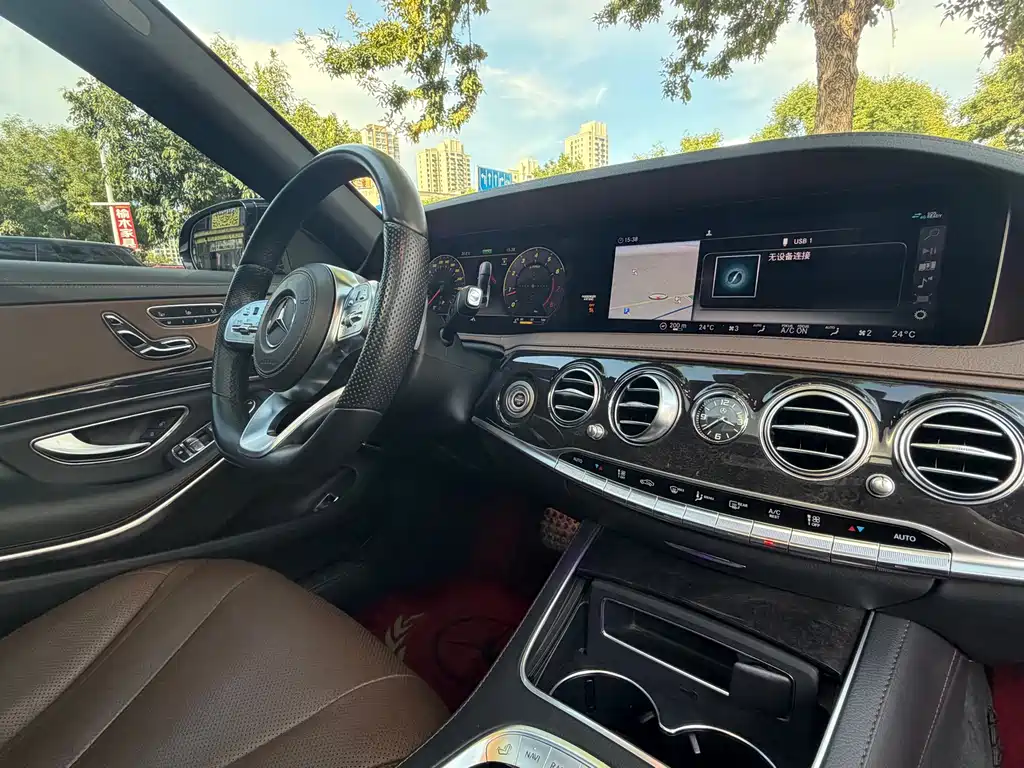 Mercedes-Benz S-Class — миниатюра 14
