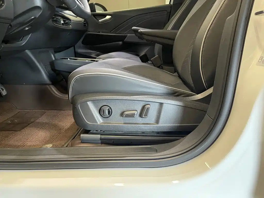 Volkswagen ID.3 — миниатюра 23