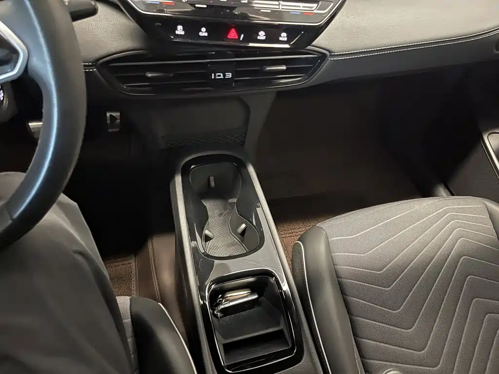 Volkswagen ID.3 — миниатюра 19