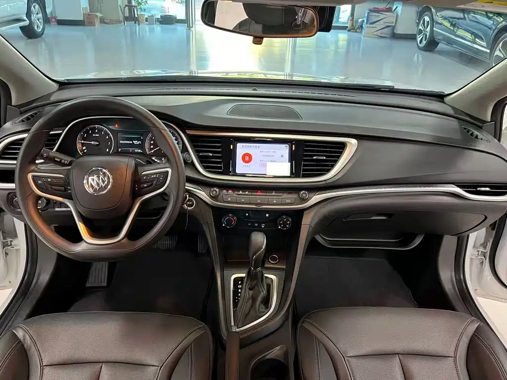 Buick Excelle — миниатюра 10