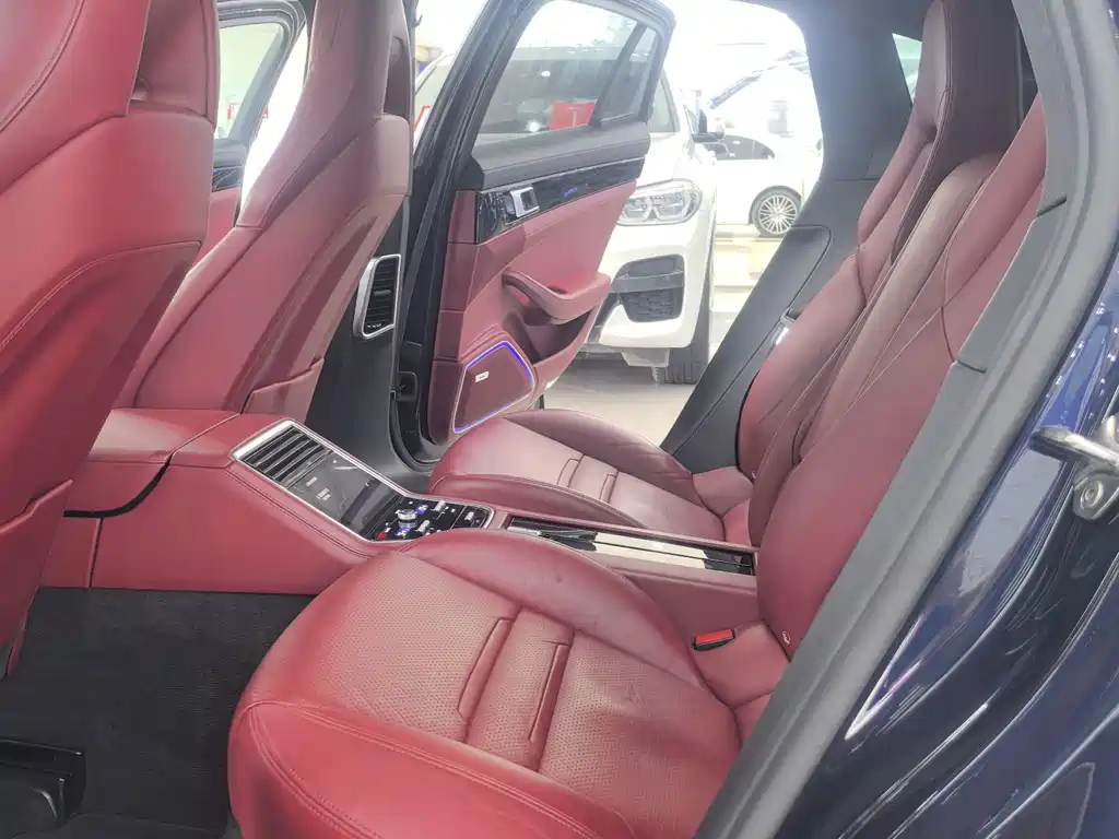 Porsche Panamera — миниатюра 11