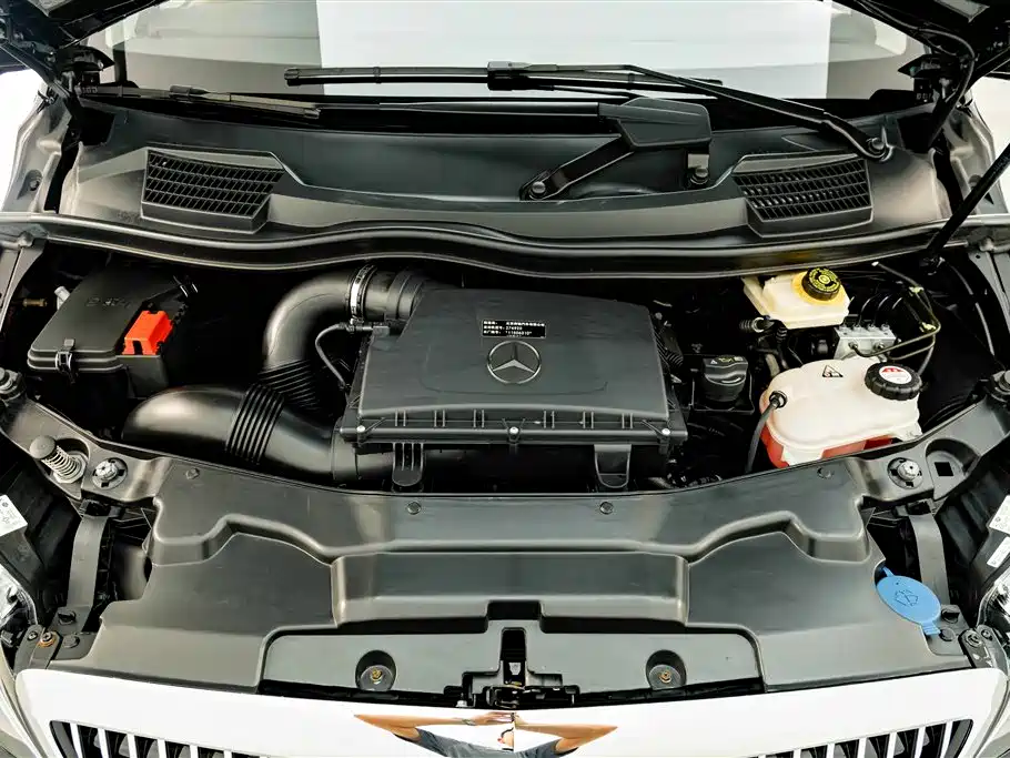 Mercedes-Benz V-Class — миниатюра 30