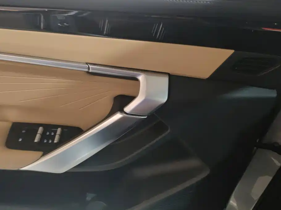Geely Boyue L — миниатюра 7
