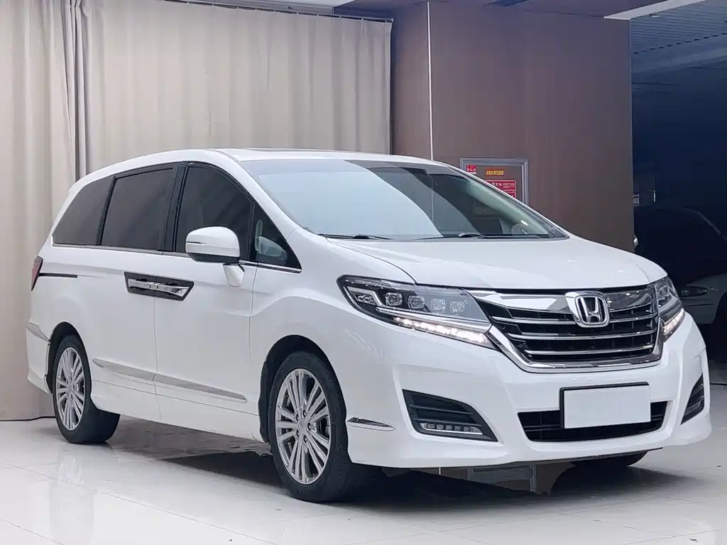 Honda Elysion — миниатюра 3