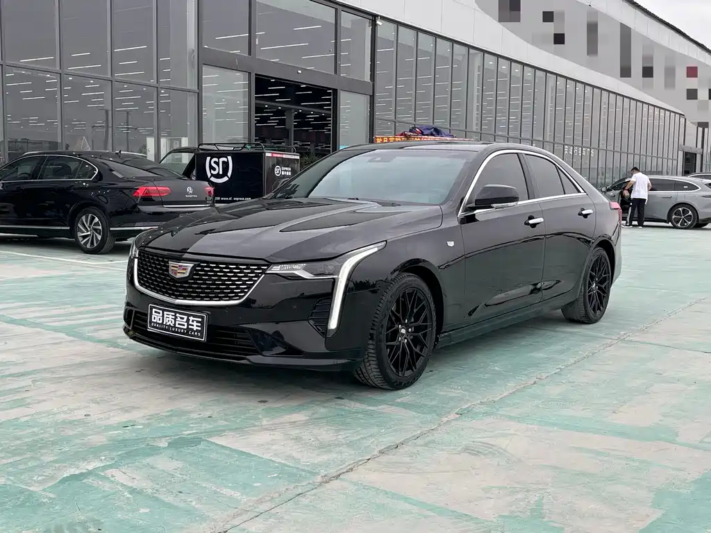 Купить Cadillac CT4