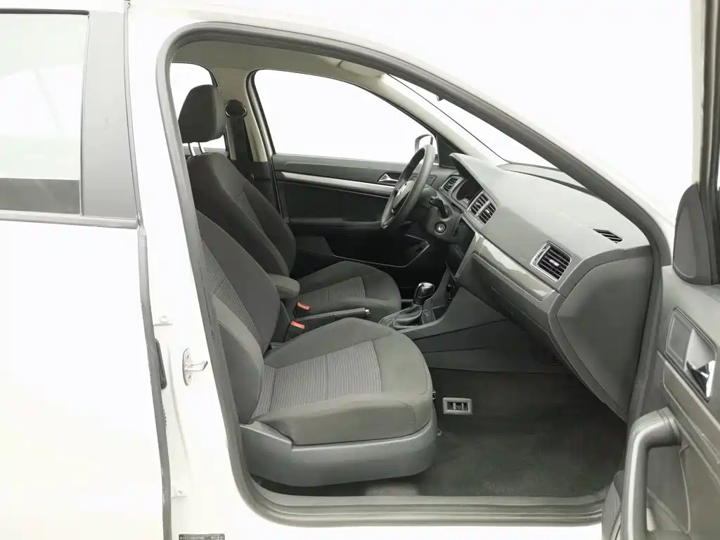 Volkswagen Lavida — миниатюра 23