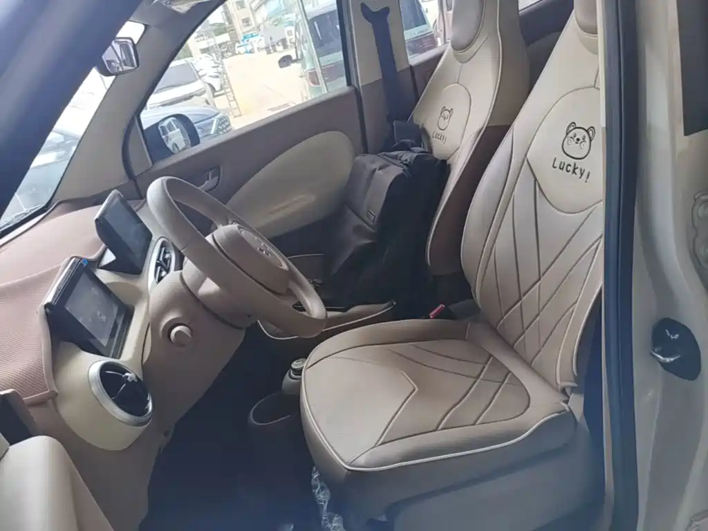 Wuling MINIEV — миниатюра 15