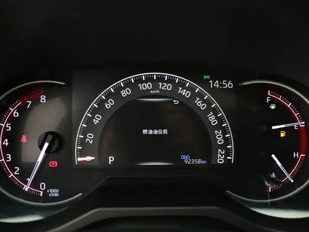 Toyota RAV4 — миниатюра 11