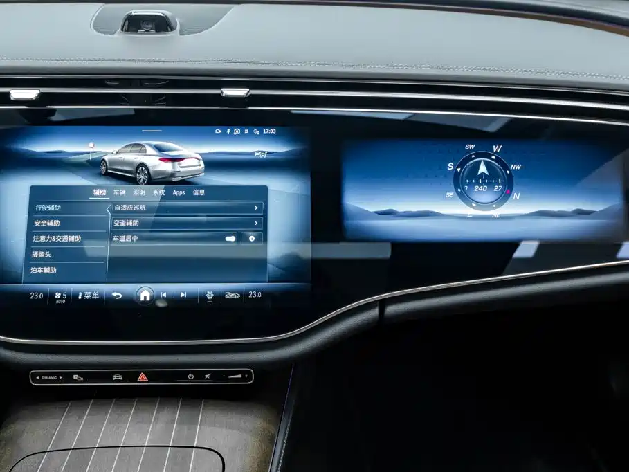 Mercedes-Benz E-Class — миниатюра 17