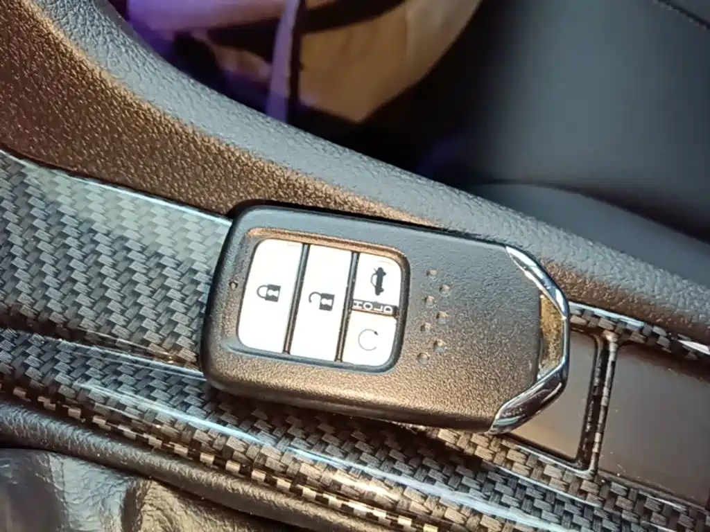 Honda Civic — миниатюра 9