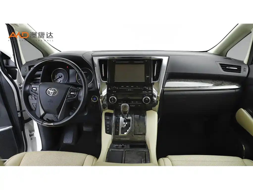 Toyota Alphard — миниатюра 5
