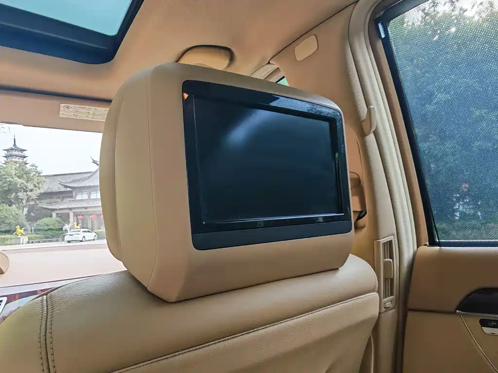 Mercedes-Benz S-Class — миниатюра 27
