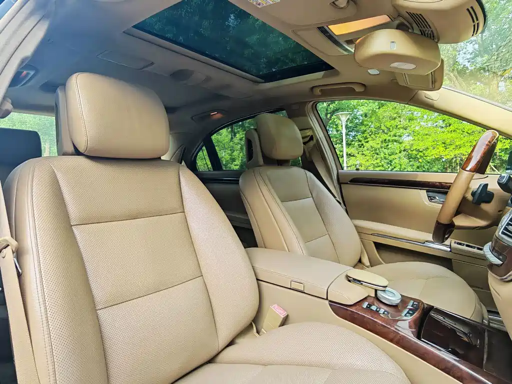 Mercedes-Benz S-Class — миниатюра 32