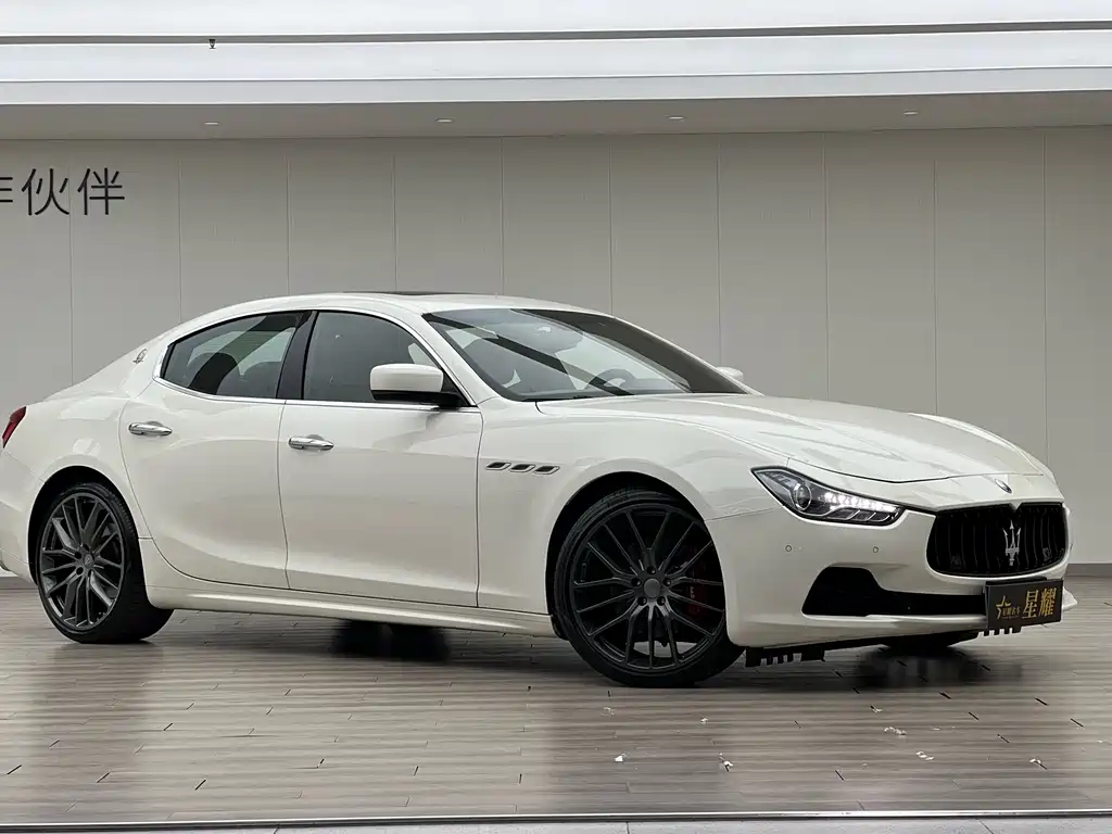 Maserati Ghibli 2016