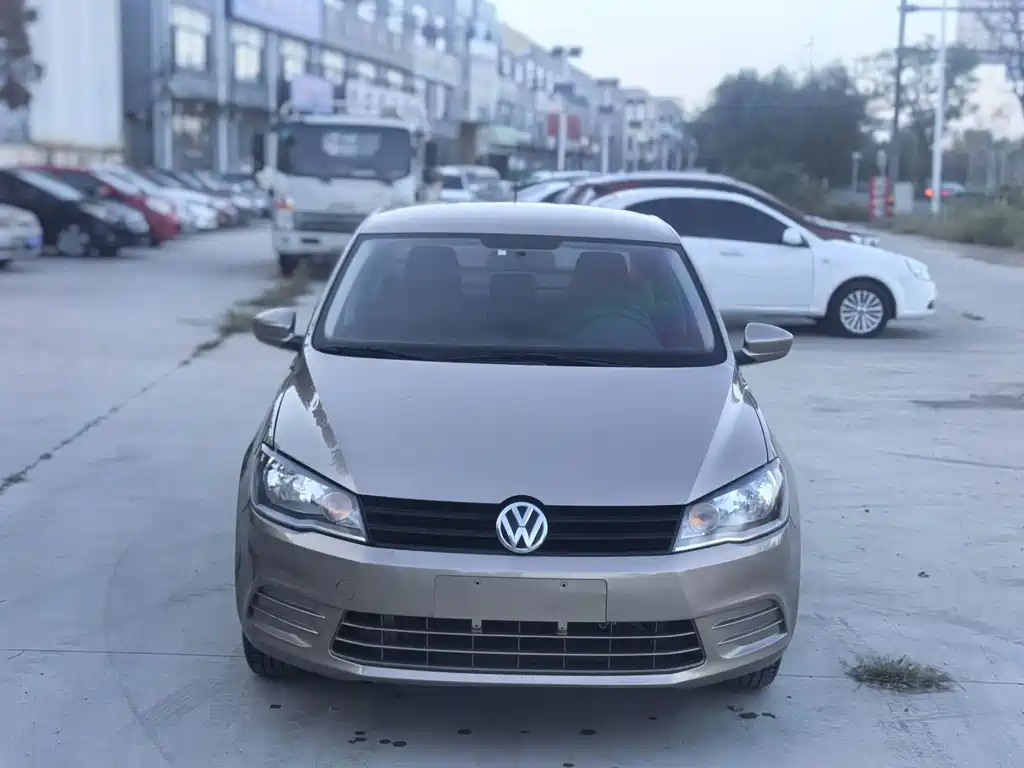 Volkswagen Jetta — миниатюра 2