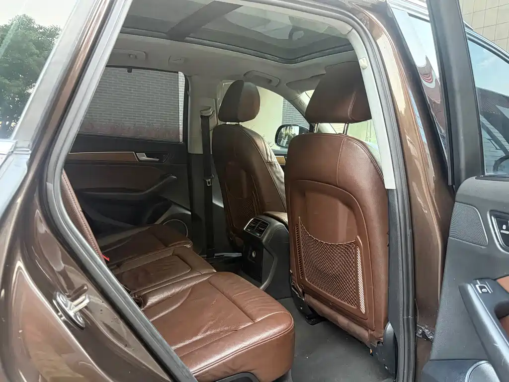 Audi Q5 — миниатюра 11