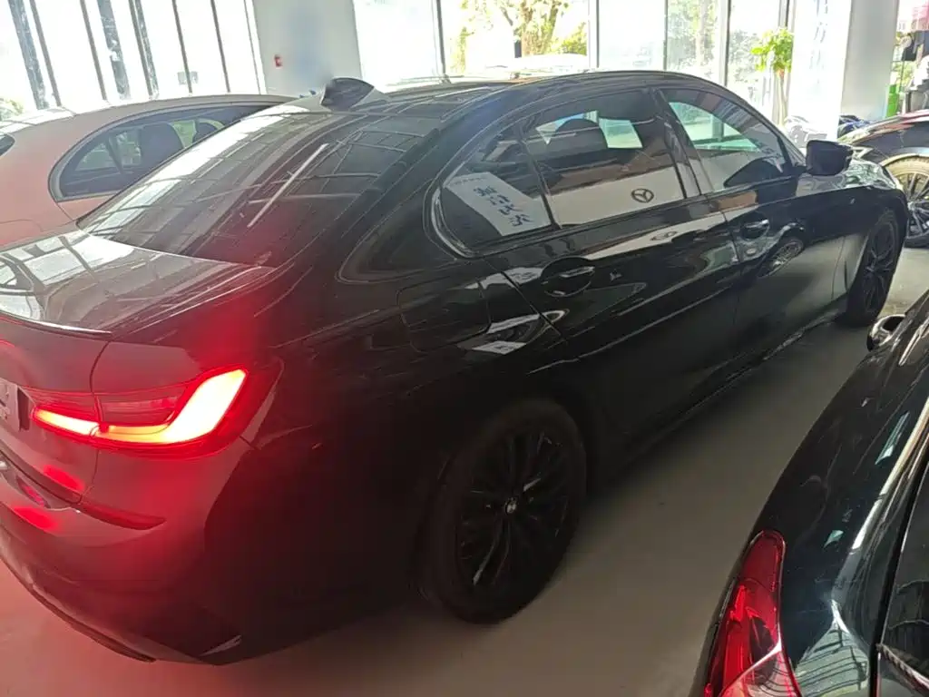 BMW 3 Series — миниатюра 7