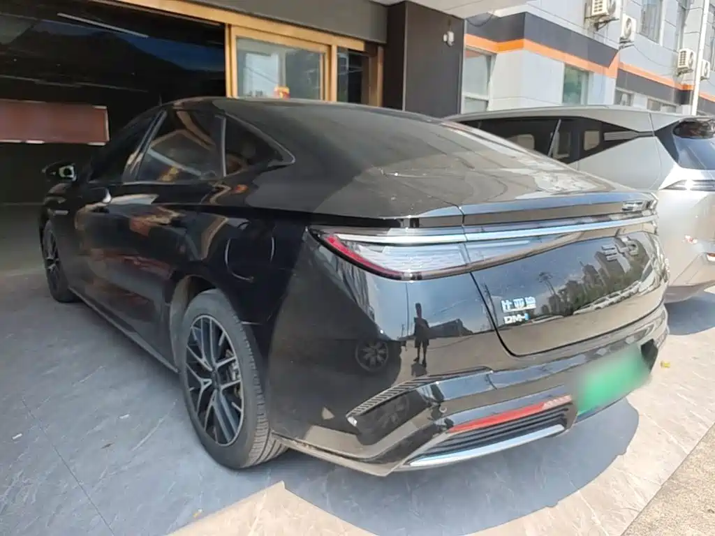 BYD Seal — миниатюра 5