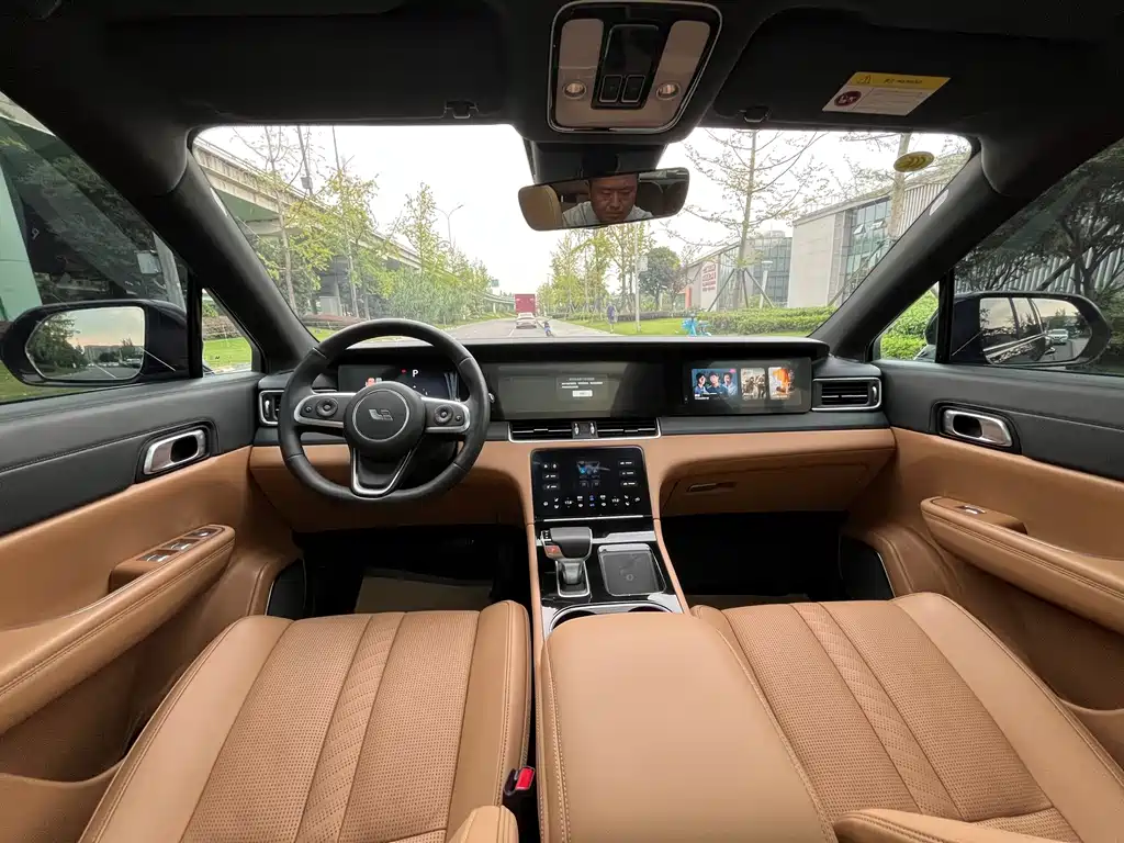 Li Auto Li ONE — миниатюра 6
