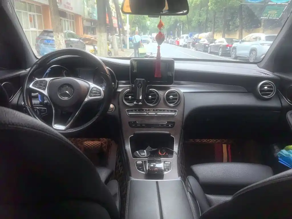 Mercedes-Benz GLC — миниатюра 10