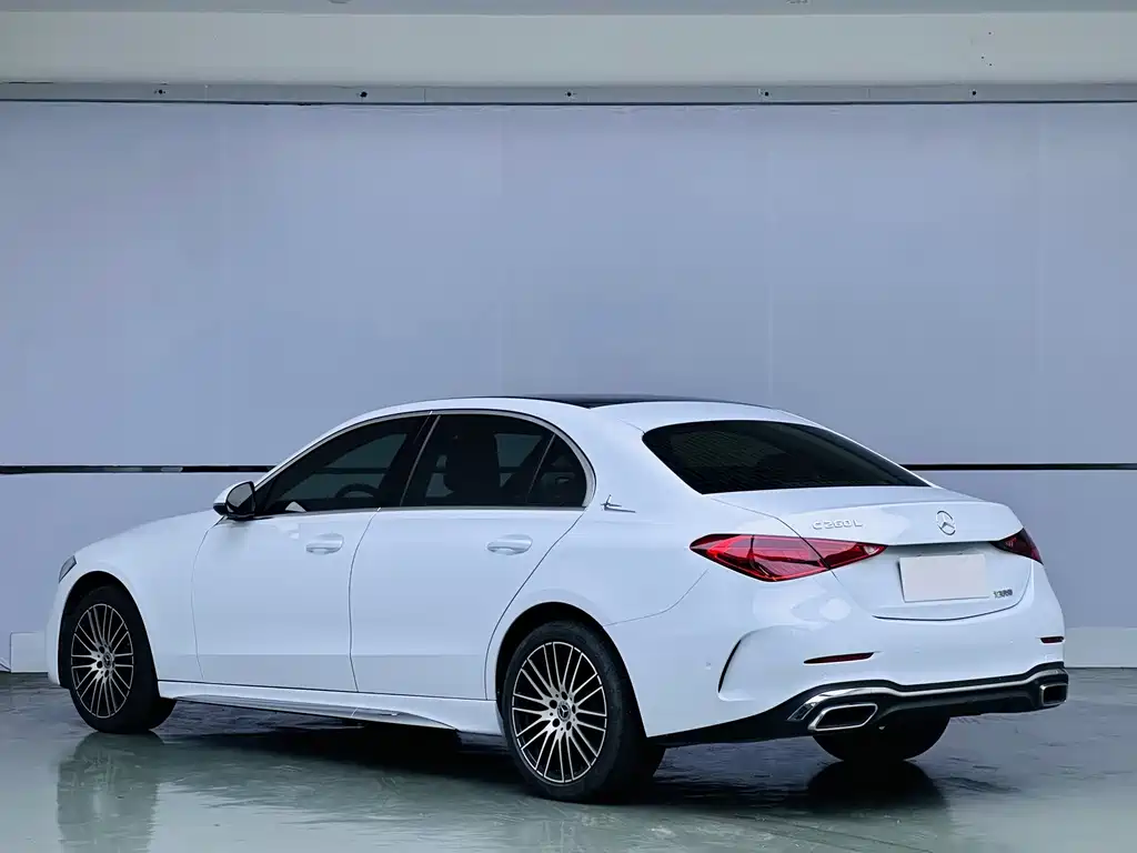 Mercedes-Benz C-Class — миниатюра 4