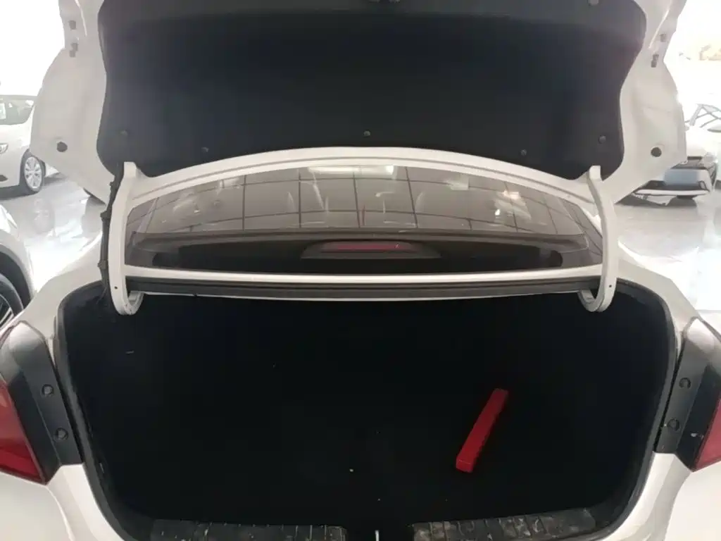 Hyundai Mistra — миниатюра 19