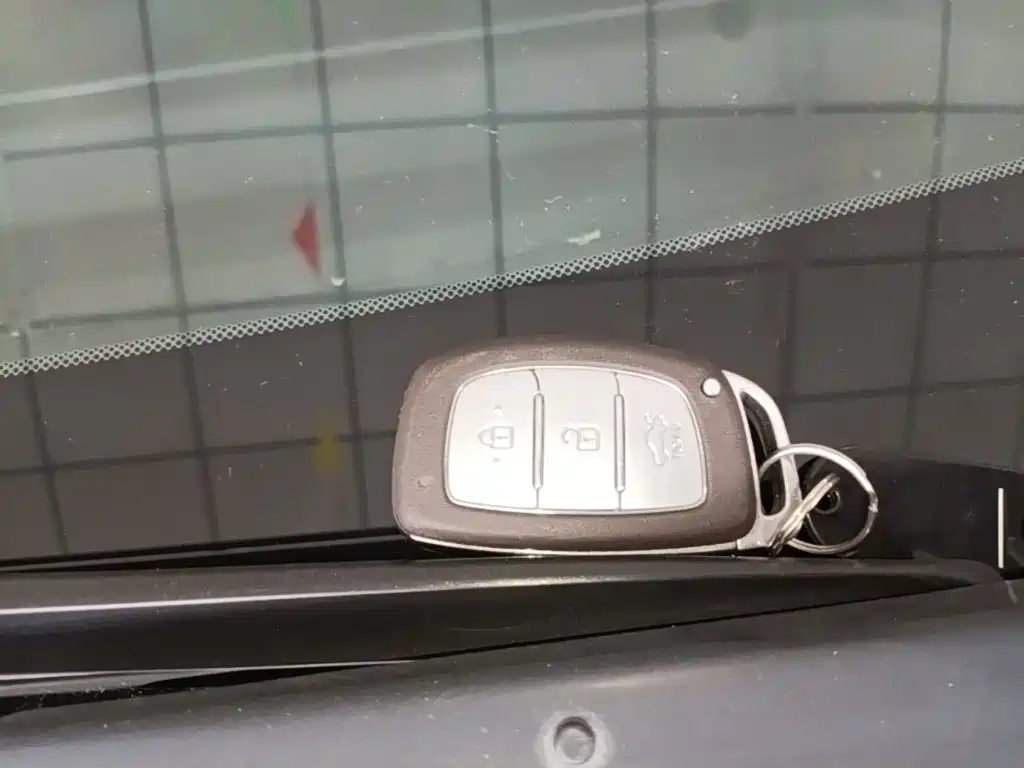 Hyundai Mistra — миниатюра 9