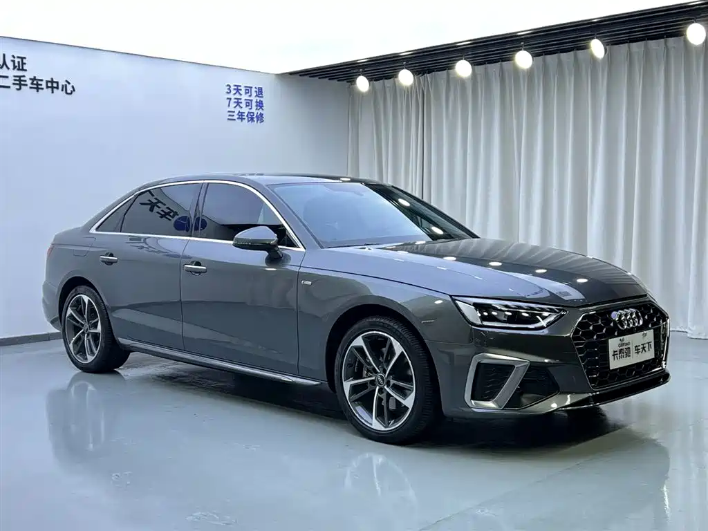 Audi A4L 2022 40 TFSI Fashion