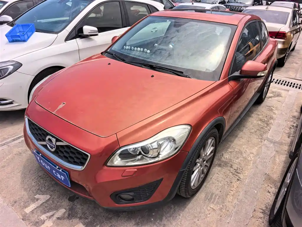 Купить Volvo C30
