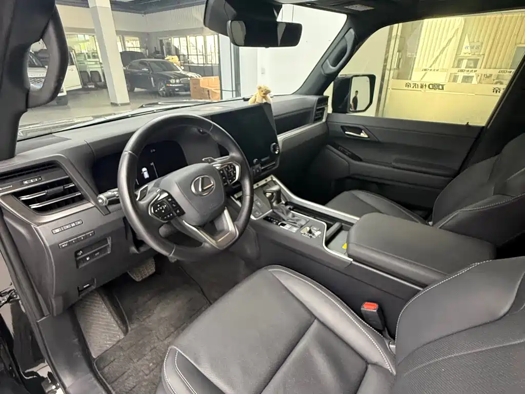 Lexus GX — миниатюра 5