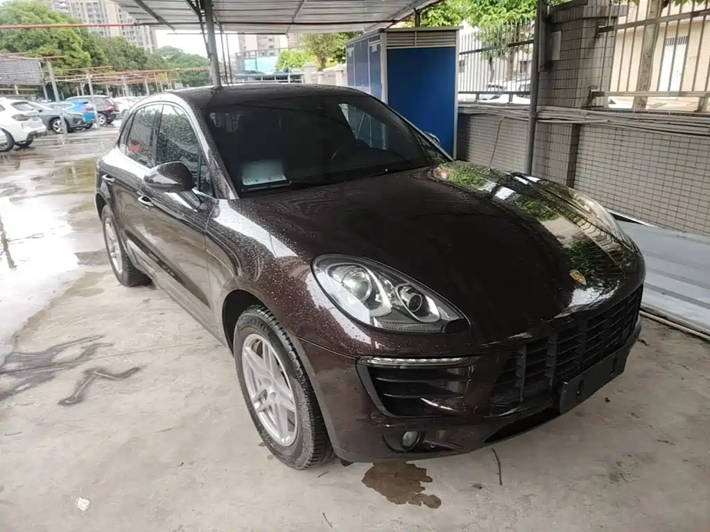 Porsche Macan — миниатюра 4