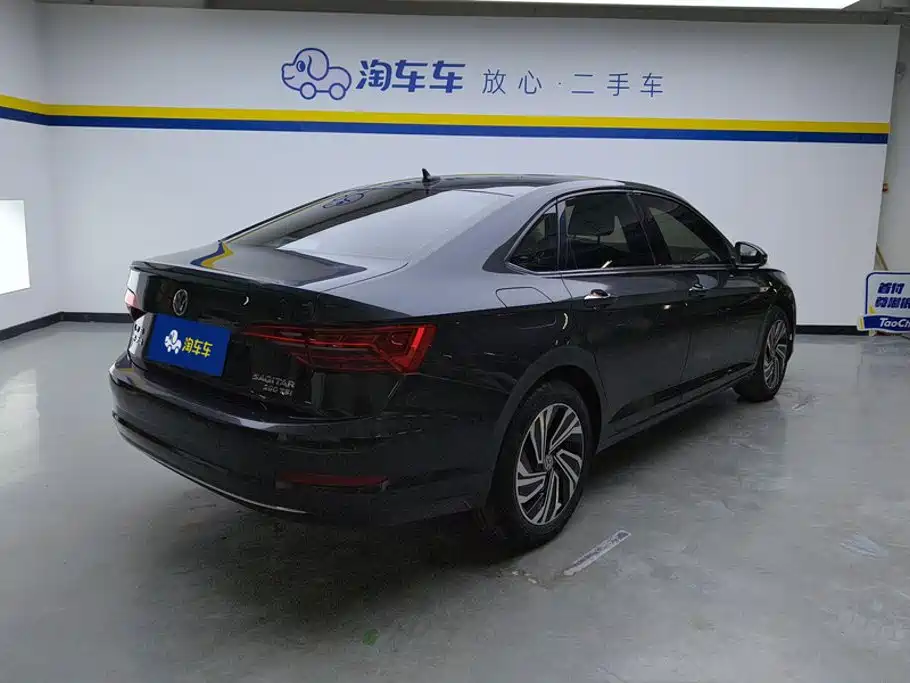 Volkswagen Sagitar — миниатюра 3
