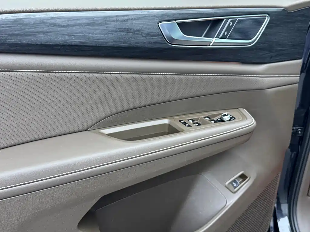 Volkswagen Viloran — миниатюра 4