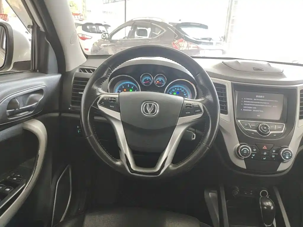 Changan CS35 — миниатюра 11