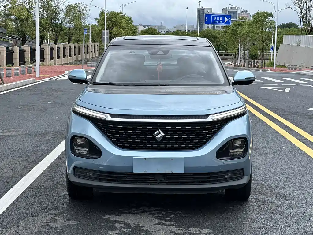 Baojun RM-5 — миниатюра 2