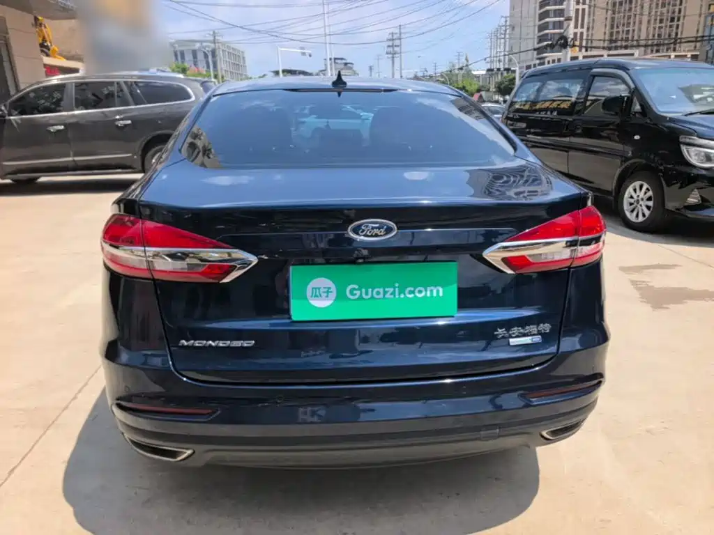Ford Mondeo — миниатюра 6