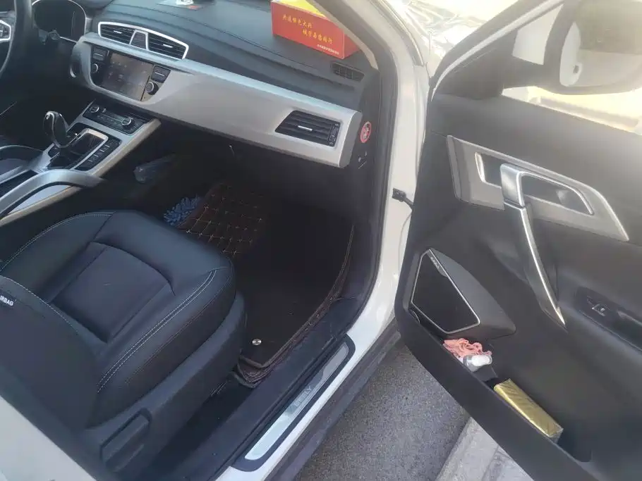 Geely Boyue — миниатюра 8