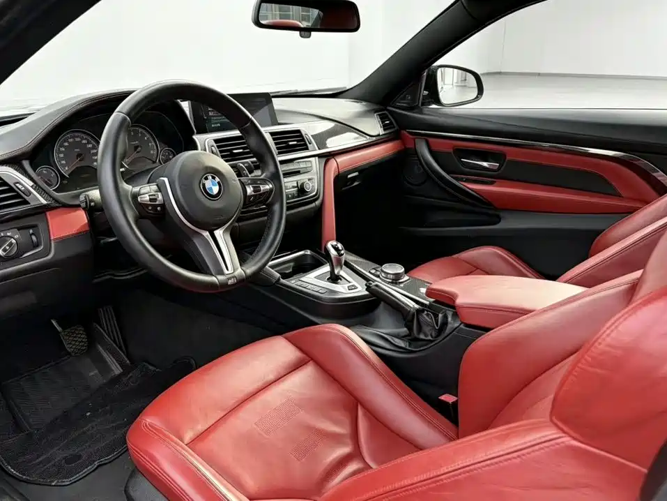 BMW M4 — миниатюра 4