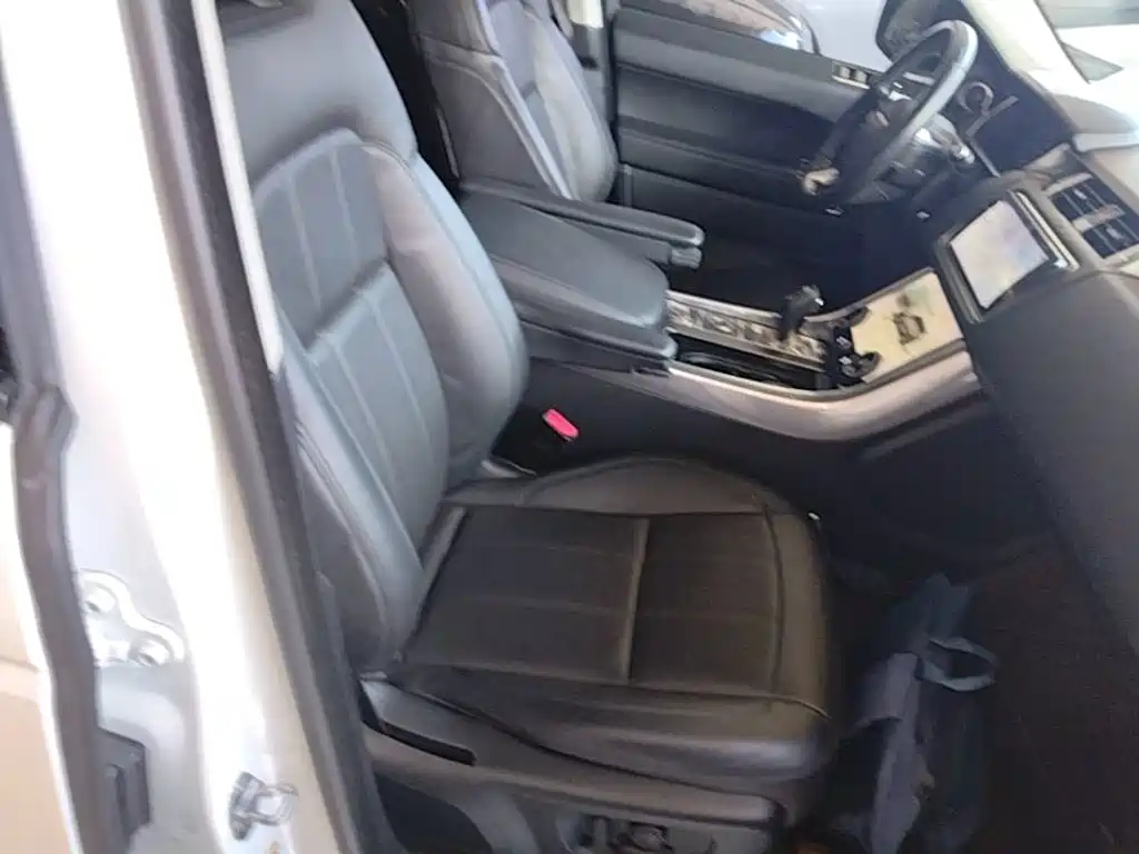 Land Rover Sport — миниатюра 25