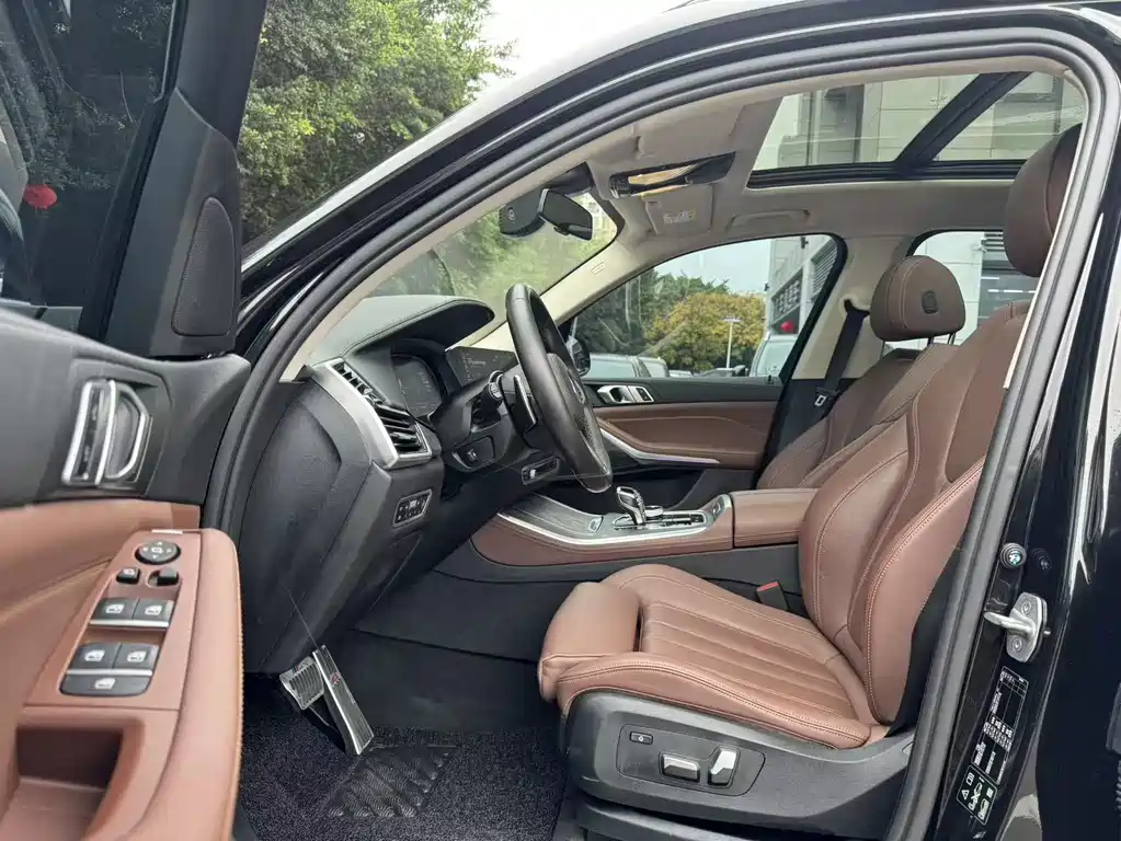 BMW X5 2020 xDrive40i M Sport
