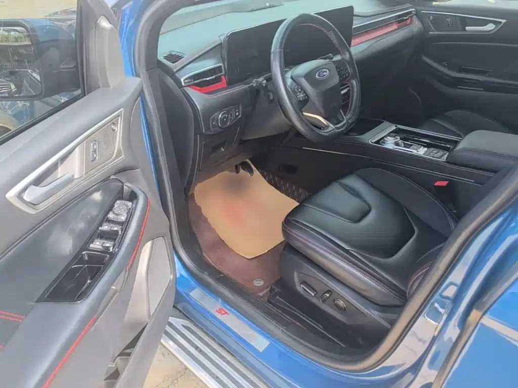 Ford Edge — миниатюра 16