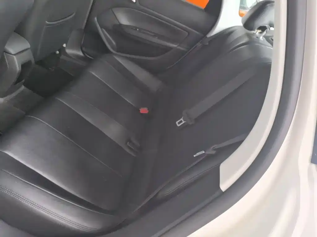 Peugeot 308 — миниатюра 17
