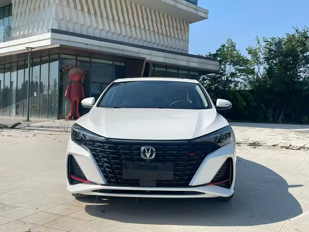 Changan Eado — миниатюра 2