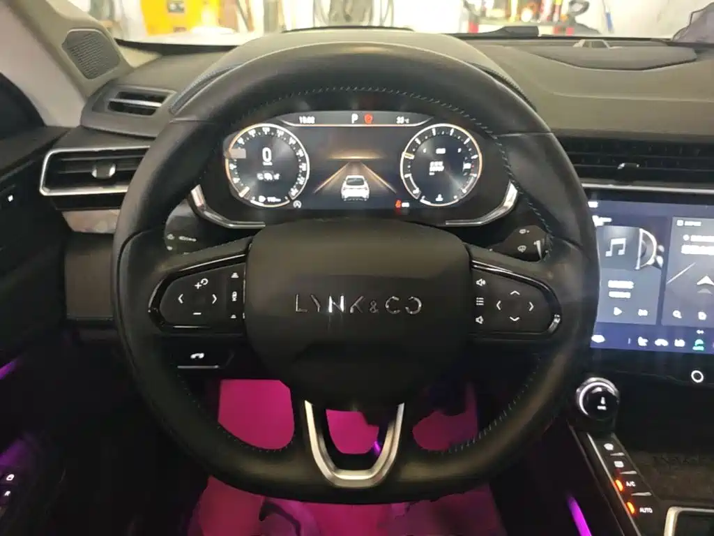 Lynk & Co 05 — миниатюра 11