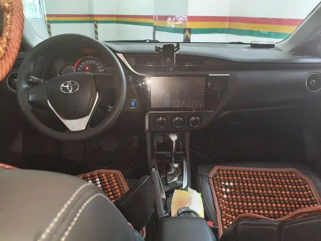 Toyota Corolla — миниатюра 6