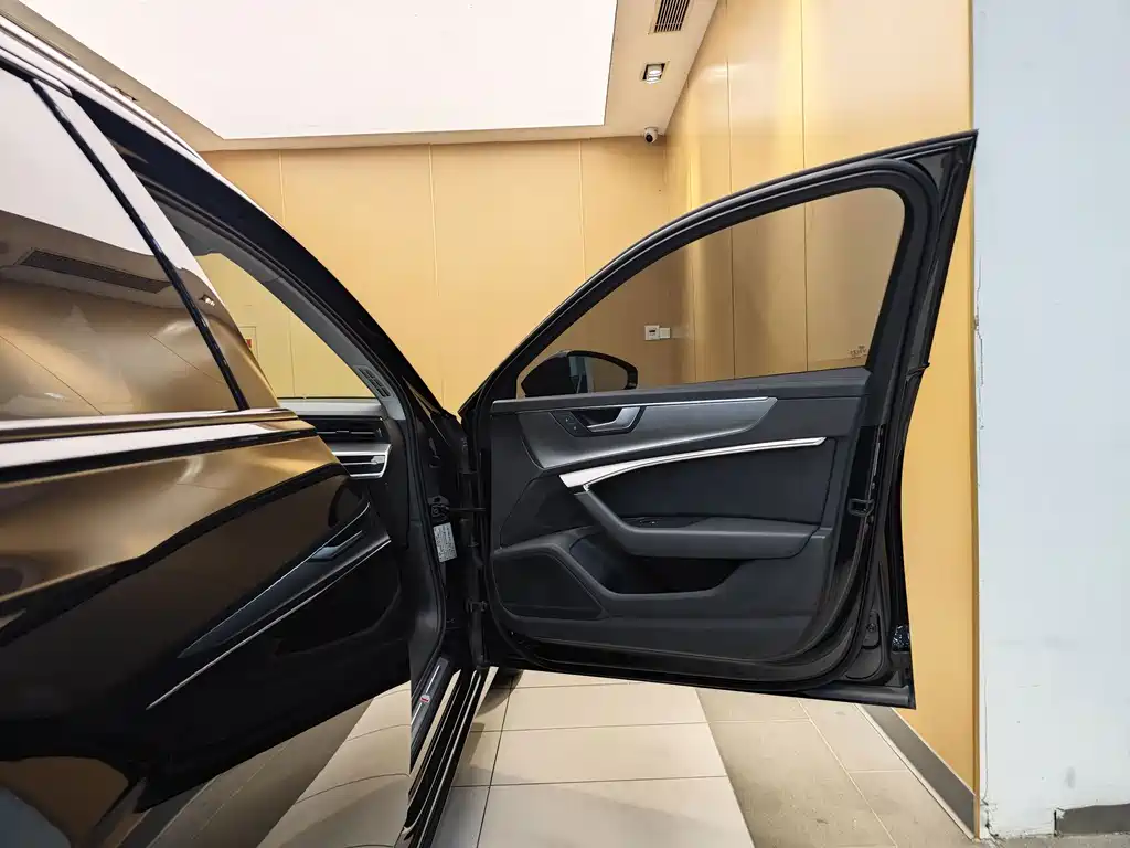 Audi A6 (Import) — миниатюра 34