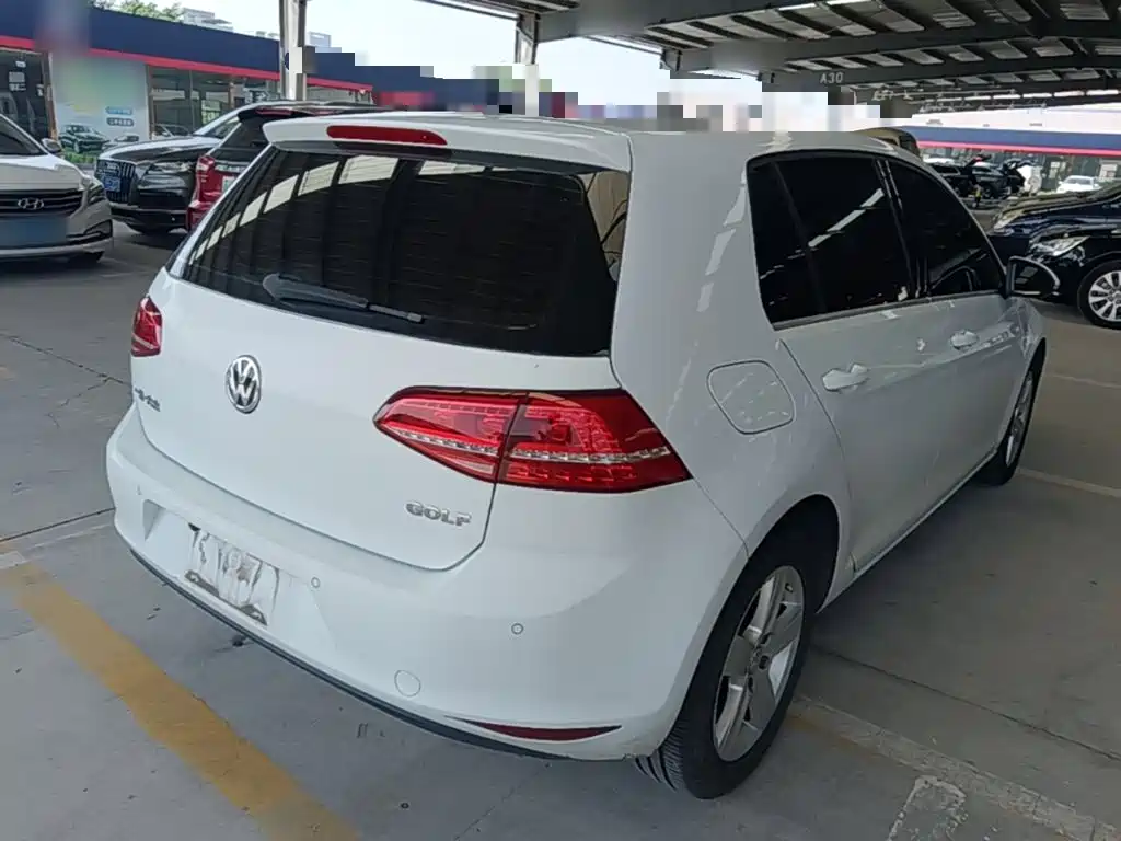 Volkswagen Golf — миниатюра 7